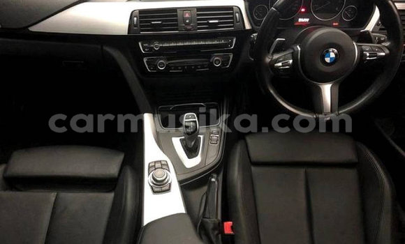 Tenga Tsaru BMW 3–Series Chena Mota in Beitbridge in Matabeleland South Tenga Tsaru BMW 3–Series Chena Mota in Beitbridge in Matabeleland South