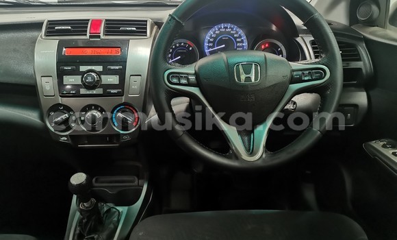 Acheter Occasion Voiture Honda Ballade Blanc à Beitbridge, Matabeleland South Acheter Occasion Voiture Honda Ballade Blanc à Beitbridge, Matabeleland South