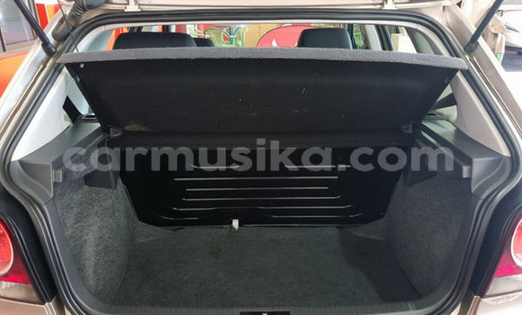 Buy Used Volkswagen Polo Beige Car in Beitbridge in Matabeleland South Buy Used Volkswagen Polo Beige Car in Beitbridge in Matabeleland South