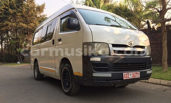 Tenga Tsaru Toyota Hiace Chena Mota in Harare in Harare Tenga Tsaru Toyota Hiace Chena Mota in Harare in Harare