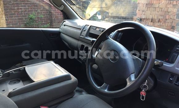 Tenga Tsaru Toyota Hiace Chena Mota in Harare in Harare Tenga Tsaru Toyota Hiace Chena Mota in Harare in Harare