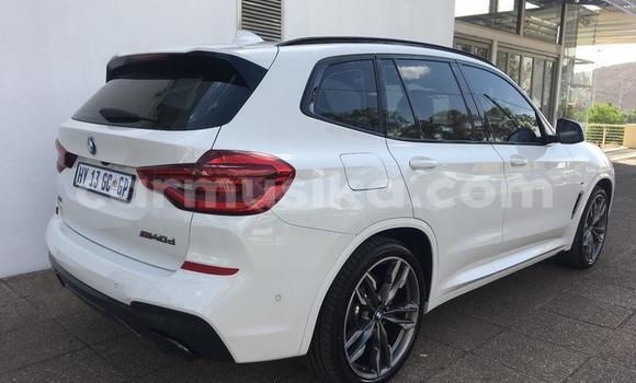 Acheter Occasion Voiture BMW X3 Noir à Beitbridge, Matabeleland South Acheter Occasion Voiture BMW X3 Noir à Beitbridge, Matabeleland South