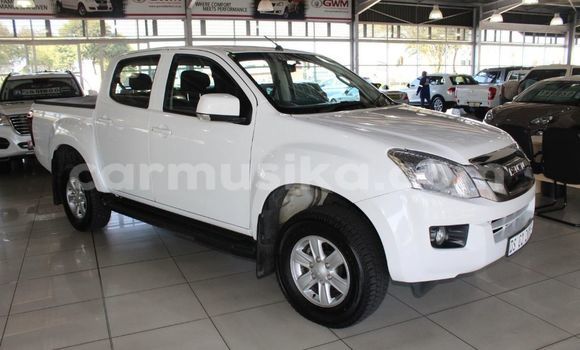 Acheter Occasion Voiture Isuzu KB Blanc à Beitbridge, Matabeleland South Acheter Occasion Voiture Isuzu KB Blanc à Beitbridge, Matabeleland South