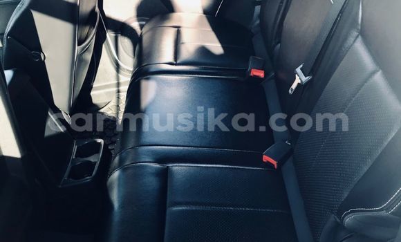 Acheter Occasion Voiture Jeep Cherokee Blanc à Chivhu, Midlands Acheter Occasion Voiture Jeep Cherokee Blanc à Chivhu, Midlands