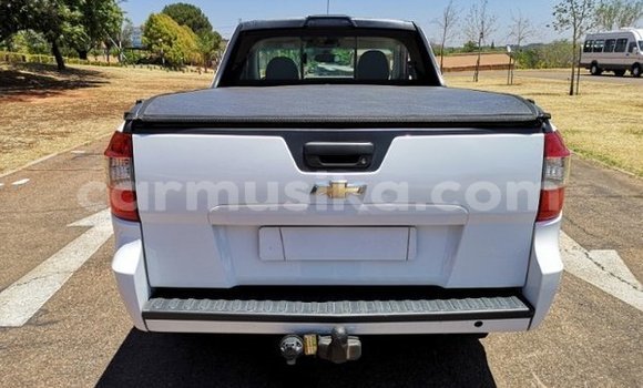 Acheter Occasion Voiture Chevrolet Uplander Blanc à Beitbridge, Matabeleland South Acheter Occasion Voiture Chevrolet Uplander Blanc à Beitbridge, Matabeleland South