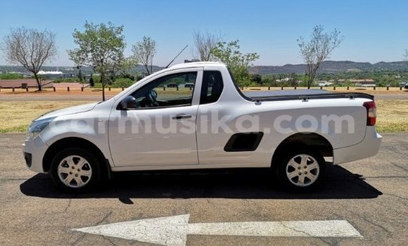 Acheter Occasion Voiture Chevrolet Uplander Blanc à Beitbridge, Matabeleland South Acheter Occasion Voiture Chevrolet Uplander Blanc à Beitbridge, Matabeleland South