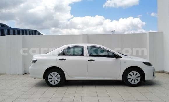 Acheter Occasion Voiture Toyota Corolla Blanc à Beitbridge, Matabeleland South Acheter Occasion Voiture Toyota Corolla Blanc à Beitbridge, Matabeleland South