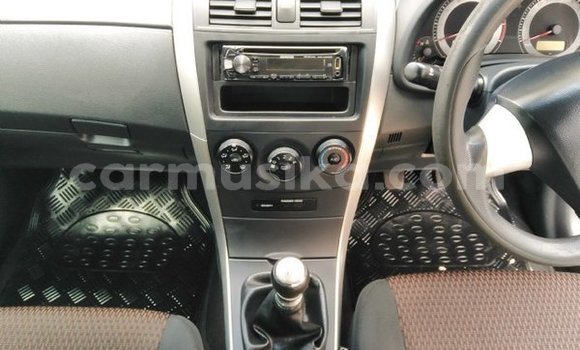 Acheter Occasion Voiture Toyota Corolla Blanc à Beitbridge, Matabeleland South Acheter Occasion Voiture Toyota Corolla Blanc à Beitbridge, Matabeleland South