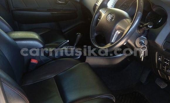 Tenga Tsaru Toyota Fortuner Bhuruu Mota in Beitbridge in Matabeleland South Tenga Tsaru Toyota Fortuner Bhuruu Mota in Beitbridge in Matabeleland South