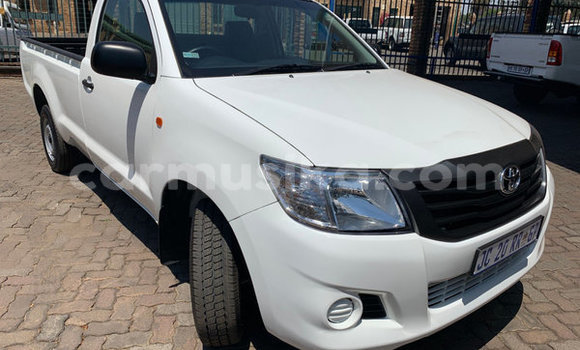 Acheter Occasion Voiture Toyota Hilux Blanc à Beitbridge, Matabeleland South Acheter Occasion Voiture Toyota Hilux Blanc à Beitbridge, Matabeleland South