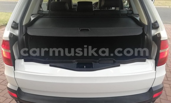 Buy Used BMW X5 White Car in Beitbridge in Matabeleland South Buy Used BMW X5 White Car in Beitbridge in Matabeleland South