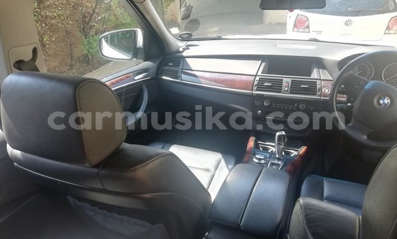 Buy Used BMW X5 White Car in Beitbridge in Matabeleland South Buy Used BMW X5 White Car in Beitbridge in Matabeleland South