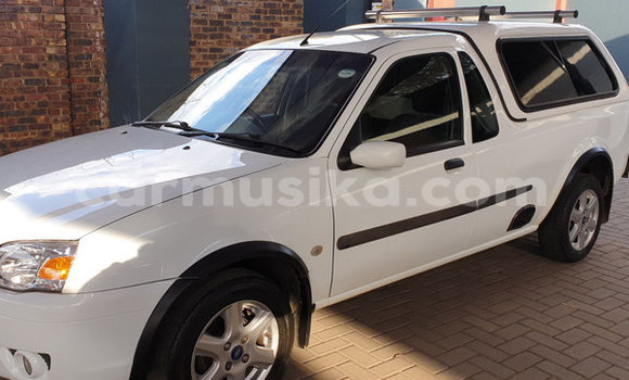 Buy Used Ford B-MAX White Car in Beitbridge in Matabeleland South Buy Used Ford B-MAX White Car in Beitbridge in Matabeleland South