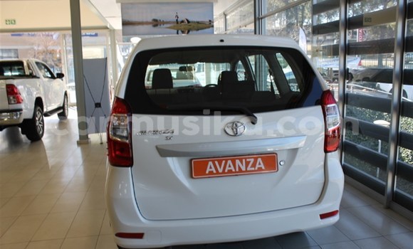Buy Used Toyota Avanza White Car in Harare in Harare Buy Used Toyota Avanza White Car in Harare in Harare