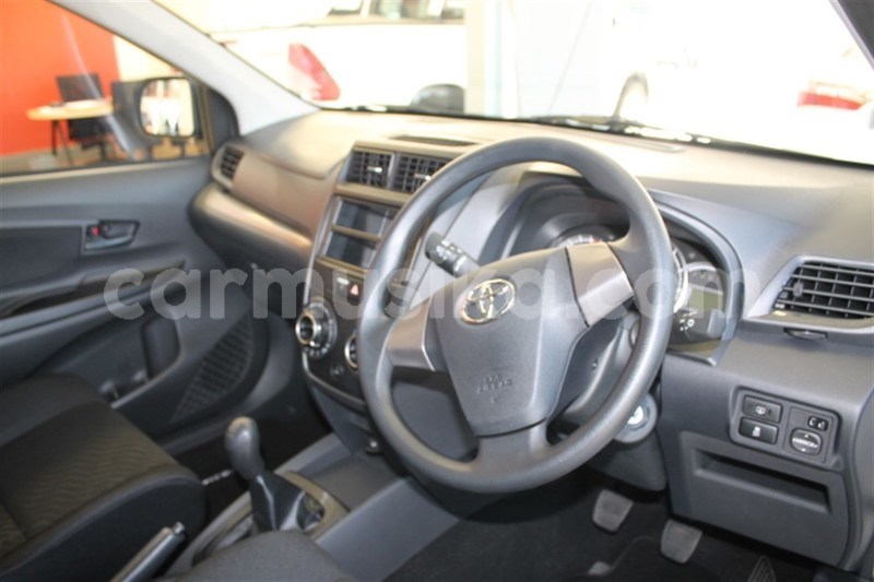 Big with watermark toyota avanza harare harare 9127