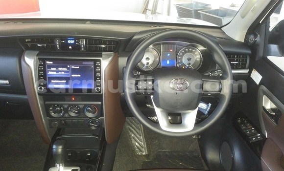Buy Used Toyota Fortuner White Car in Harare in Harare Buy Used Toyota Fortuner White Car in Harare in Harare
