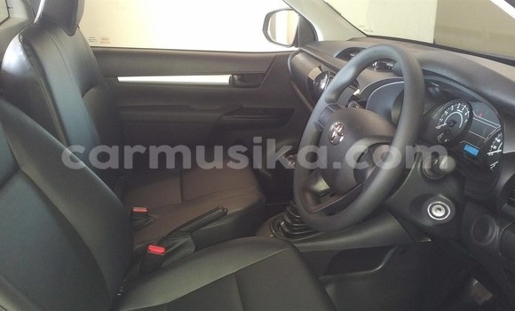Buy Used Toyota Hilux Blue Car in Harare in Harare Buy Used Toyota Hilux Blue Car in Harare in Harare