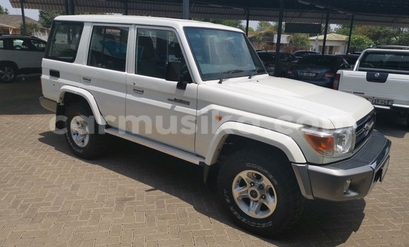 Acheter Occasion Voiture Toyota Land Cruiser Autre à Beitbridge, Matabeleland South Acheter Occasion Voiture Toyota Land Cruiser Autre à Beitbridge, Matabeleland South