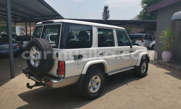 Acheter Occasion Voiture Toyota Land Cruiser Autre à Beitbridge, Matabeleland South Acheter Occasion Voiture Toyota Land Cruiser Autre à Beitbridge, Matabeleland South
