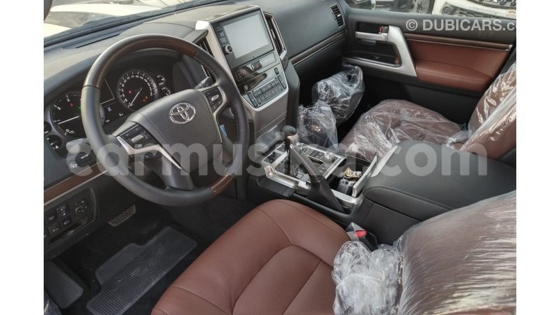 Big with watermark toyota land cruiser harare import dubai 9136