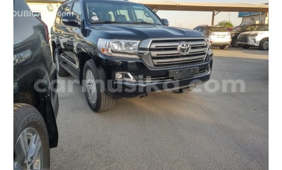 Acheter Import Voiture Toyota Land Cruiser Noir à Import - Dubai, Harare Acheter Import Voiture Toyota Land Cruiser Noir à Import - Dubai, Harare