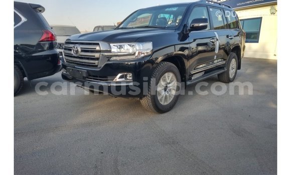 Acheter Import Voiture Toyota Land Cruiser Noir à Import - Dubai, Harare Acheter Import Voiture Toyota Land Cruiser Noir à Import - Dubai, Harare