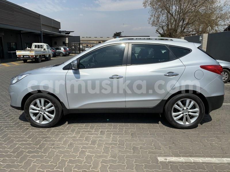 Big with watermark hyundai ix35 matabeleland south beitbridge 9148