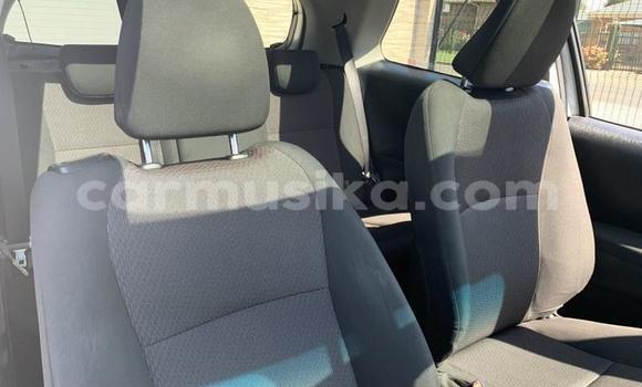 Acheter Occasion Voiture Toyota Yaris Gris à Beitbridge, Matabeleland South Acheter Occasion Voiture Toyota Yaris Gris à Beitbridge, Matabeleland South