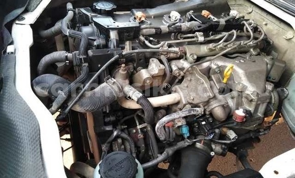 Buy Used Toyota Hiace White Car in Harare in Harare Buy Used Toyota Hiace White Car in Harare in Harare