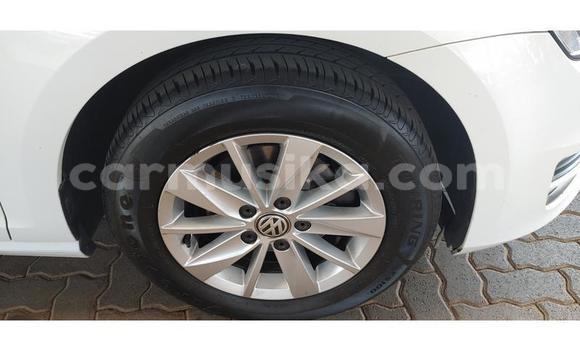 Nunua Ilio tumika Volkswagen Polo Nyeupe Gari ndani ya Beitbridge nchini Matabeleland Kusini Nunua Ilio tumika Volkswagen Polo Nyeupe Gari ndani ya Beitbridge nchini Matabeleland Kusini