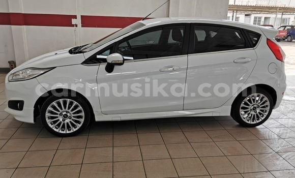 Tenga Tsaru Ford Fiesta Chena Mota in Beitbridge in Matabeleland South Tenga Tsaru Ford Fiesta Chena Mota in Beitbridge in Matabeleland South