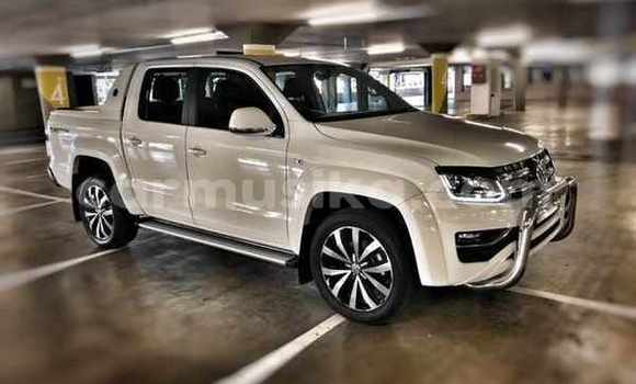 Nunua Ilio tumika Volkswagen Amarok Nyeupe Gari ndani ya Beitbridge nchini Matabeleland Kusini Nunua Ilio tumika Volkswagen Amarok Nyeupe Gari ndani ya Beitbridge nchini Matabeleland Kusini