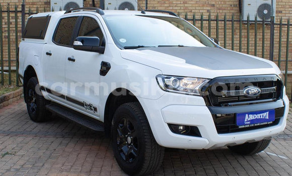 Nunua Ilio tumika Ford Ranger Nyeupe Gari ndani ya Beitbridge nchini Matabeleland Kusini Nunua Ilio tumika Ford Ranger Nyeupe Gari ndani ya Beitbridge nchini Matabeleland Kusini