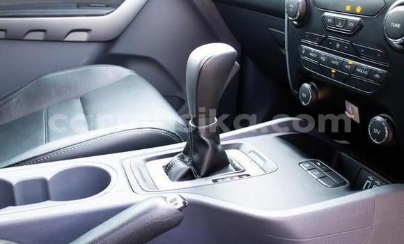 Nunua Ilio tumika Ford Ranger Nyeupe Gari ndani ya Beitbridge nchini Matabeleland Kusini Nunua Ilio tumika Ford Ranger Nyeupe Gari ndani ya Beitbridge nchini Matabeleland Kusini