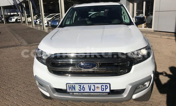 Buy Used Ford Everest White Car in Beitbridge in Matabeleland South Buy Used Ford Everest White Car in Beitbridge in Matabeleland South