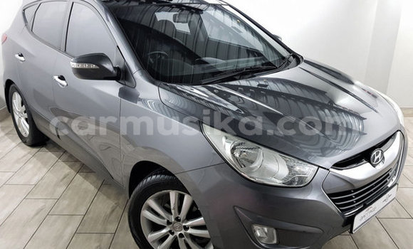 Buy Used Hyundai ix35 Silver Car in Beitbridge in Matabeleland South Buy Used Hyundai ix35 Silver Car in Beitbridge in Matabeleland South