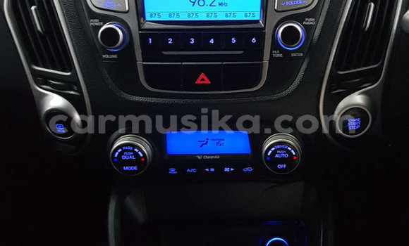 Buy Used Hyundai ix35 Silver Car in Beitbridge in Matabeleland South Buy Used Hyundai ix35 Silver Car in Beitbridge in Matabeleland South