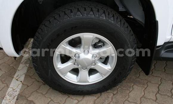 Nunua Ilio tumika Isuzu KB Nyeupe Gari ndani ya Beitbridge nchini Matabeleland Kusini Nunua Ilio tumika Isuzu KB Nyeupe Gari ndani ya Beitbridge nchini Matabeleland Kusini