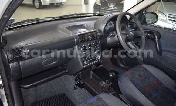 Tenga Tsaru Opel Corsa Sirivha Mota in Beitbridge in Matabeleland South Tenga Tsaru Opel Corsa Sirivha Mota in Beitbridge in Matabeleland South