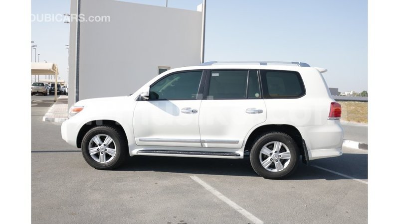 Big with watermark toyota land cruiser harare import dubai 9193