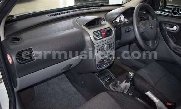 Acheter Occasion Voiture Opel Corsa Blanc à Beitbridge, Matabeleland South Acheter Occasion Voiture Opel Corsa Blanc à Beitbridge, Matabeleland South