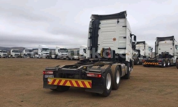 Tenga Tsaru Volvo F4 Chena Rori in Beitbridge in Matabeleland South Tenga Tsaru Volvo F4 Chena Rori in Beitbridge in Matabeleland South