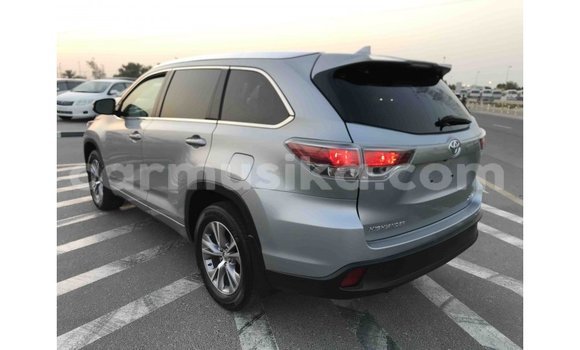 Tenga Imported Toyota Highlander Zvimwe Mota in Import - Dubai in Harare Tenga Imported Toyota Highlander Zvimwe Mota in Import - Dubai in Harare