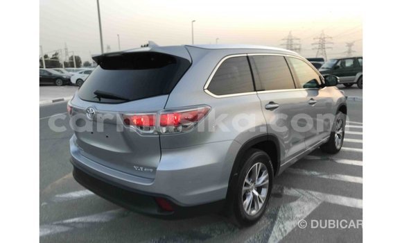Tenga Imported Toyota Highlander Zvimwe Mota in Import - Dubai in Harare Tenga Imported Toyota Highlander Zvimwe Mota in Import - Dubai in Harare