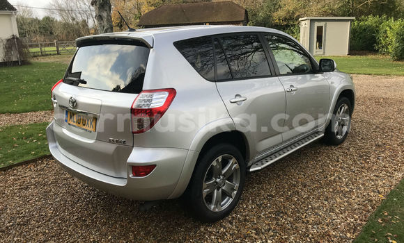 Tenga Tsaru Toyota RAV4 Sirivha Mota in Harare in Harare Tenga Tsaru Toyota RAV4 Sirivha Mota in Harare in Harare