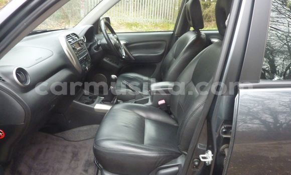 Tenga Tsaru Toyota RAV4 Beige Mota in Harare in Harare Tenga Tsaru Toyota RAV4 Beige Mota in Harare in Harare