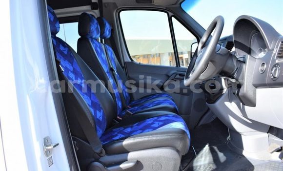 Acheter Occasion Voiture Mercedes‒Benz Esprit Blanc à Beitbridge, Matabeleland South Acheter Occasion Voiture Mercedes‒Benz Esprit Blanc à Beitbridge, Matabeleland South