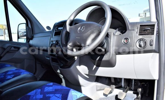 Acheter Occasion Voiture Mercedes‒Benz Esprit Blanc à Beitbridge, Matabeleland South Acheter Occasion Voiture Mercedes‒Benz Esprit Blanc à Beitbridge, Matabeleland South