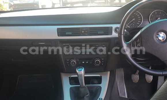 Buy Used BMW 3–Series Silver Car in Beitbridge in Matabeleland South Buy Used BMW 3–Series Silver Car in Beitbridge in Matabeleland South