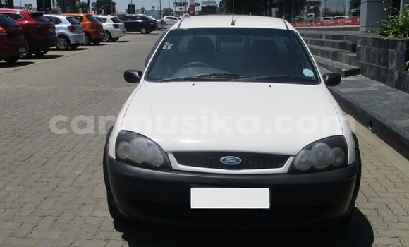 Tenga Tsaru Ford B-MAX Chena Mota in Harare in Harare Tenga Tsaru Ford B-MAX Chena Mota in Harare in Harare